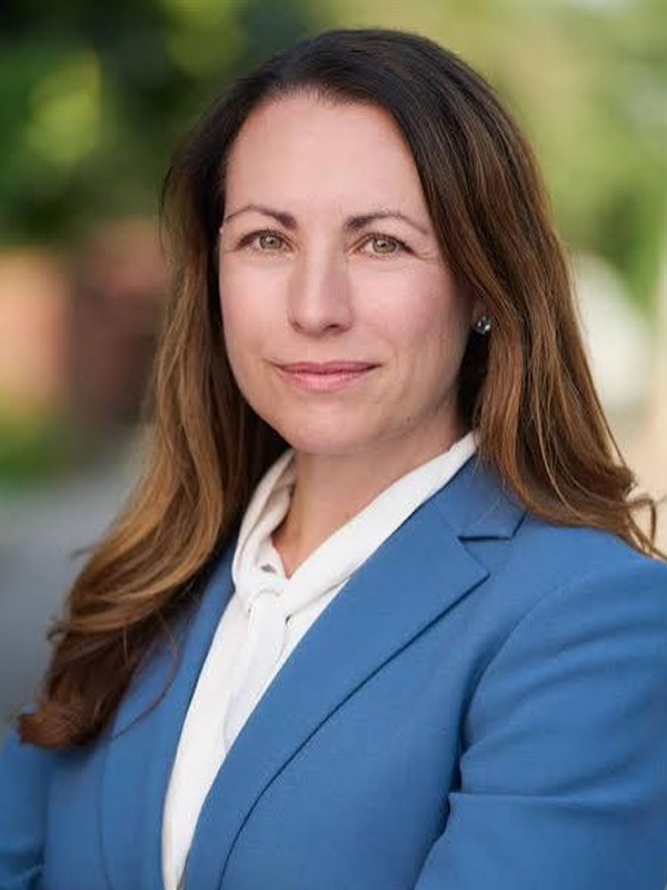 Portrait of Jennifer Diamond, MD